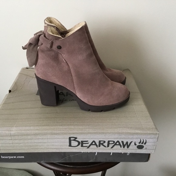 Bearpaw sherpa-lined waterproofed winter suede leather boots, sz 7 1/2 - Picture 6 of 10